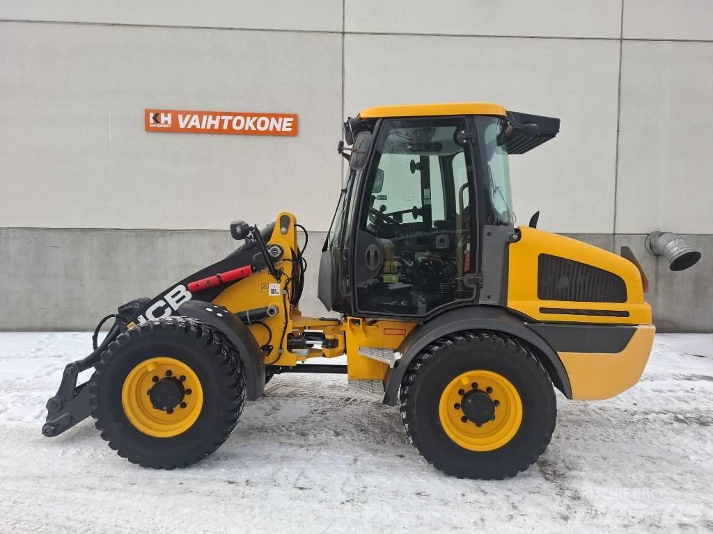 JCB 409 Kolové nakladače