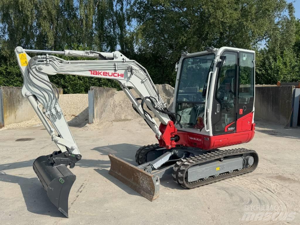 Takeuchi TB 235-2 Mini rýpadla < 7t