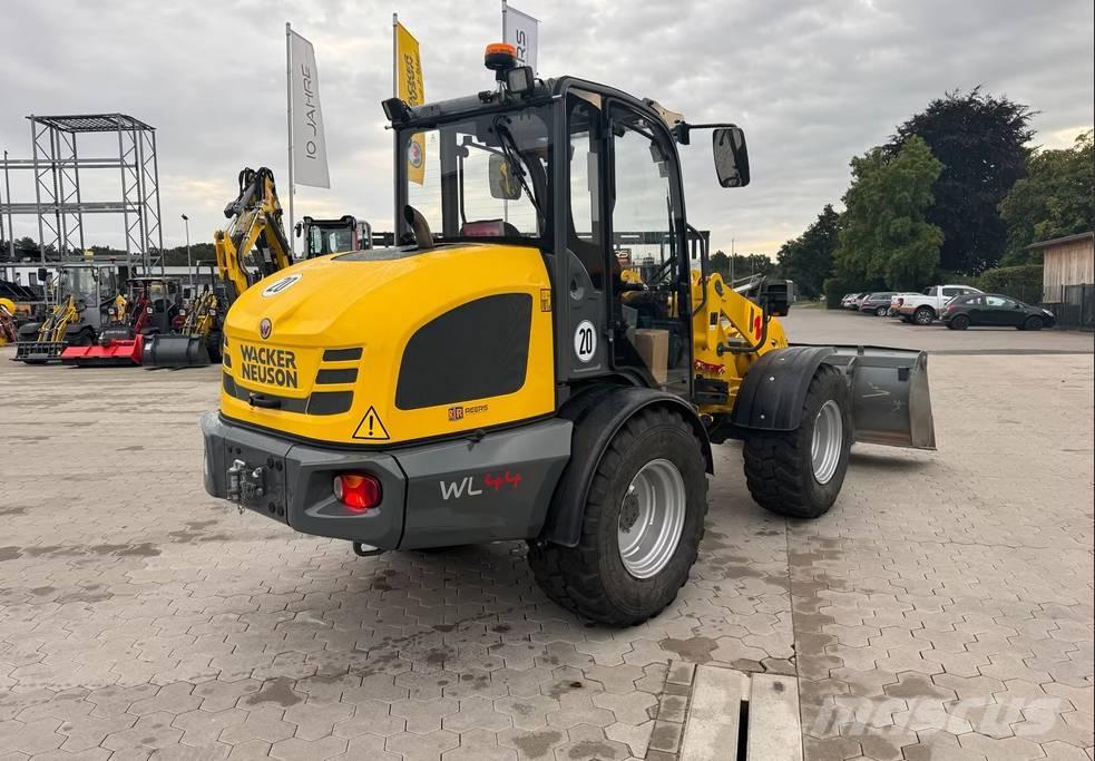 Wacker Neuson WL 44 Kolové nakladače