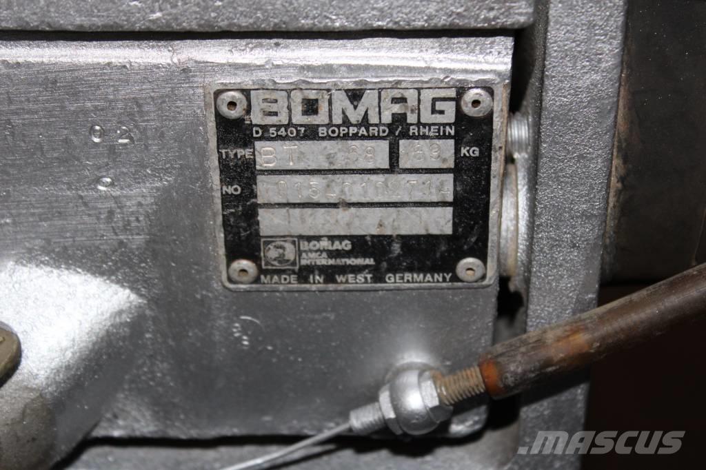 Bomag BT 68 Kompaktory
