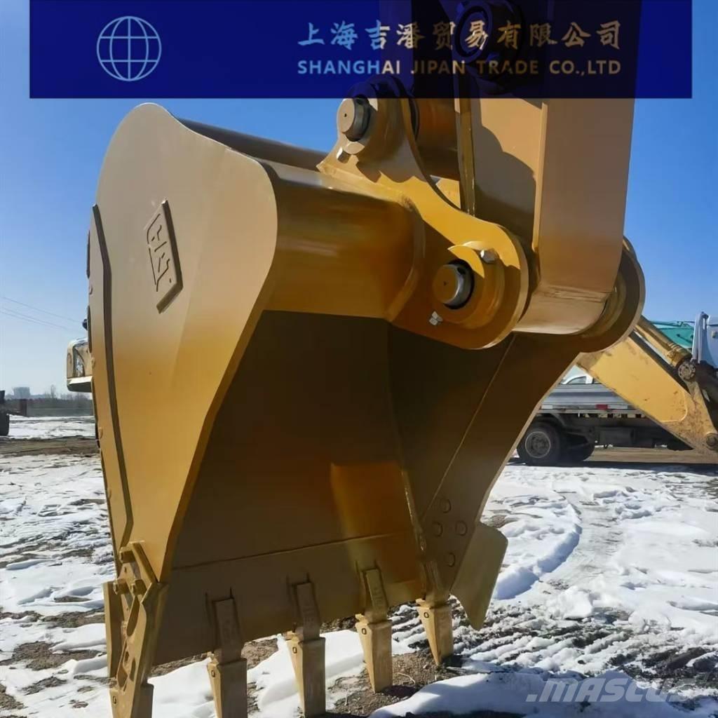 CAT 313 Pásová rýpadla