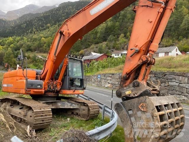 Doosan DX 225 LC-3 Pásová rýpadla