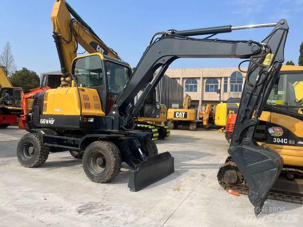 Hyundai R60W-9 Kolová rýpadla