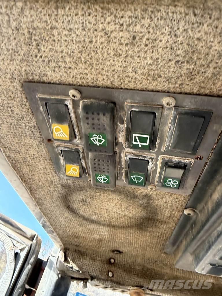 Dynapac CA 251 D Tahačové válce