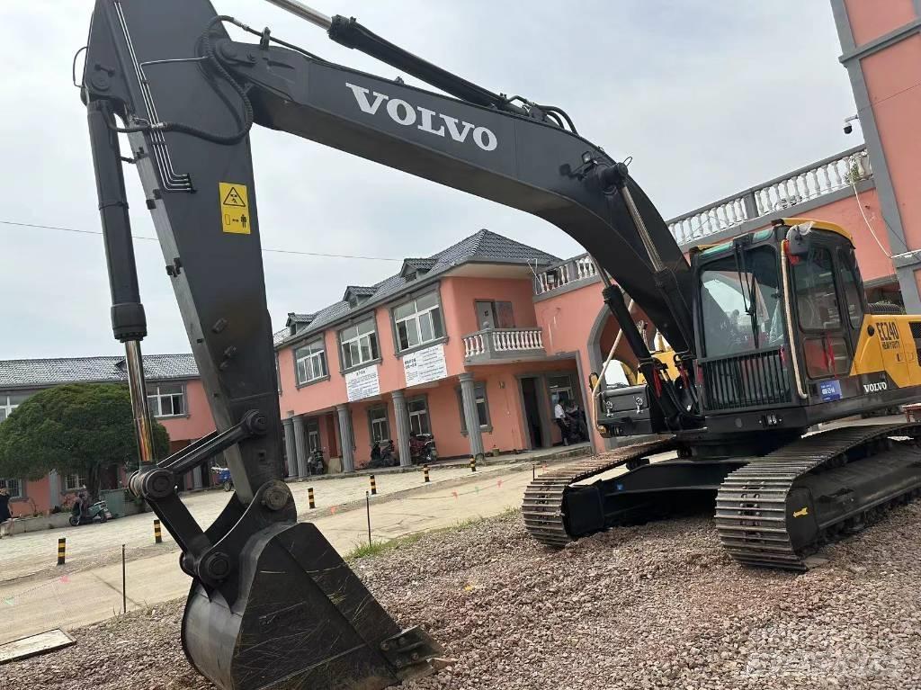 Volvo EC 240 Pásová rýpadla