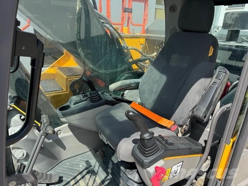 Volvo EC 300 EL Pásová rýpadla