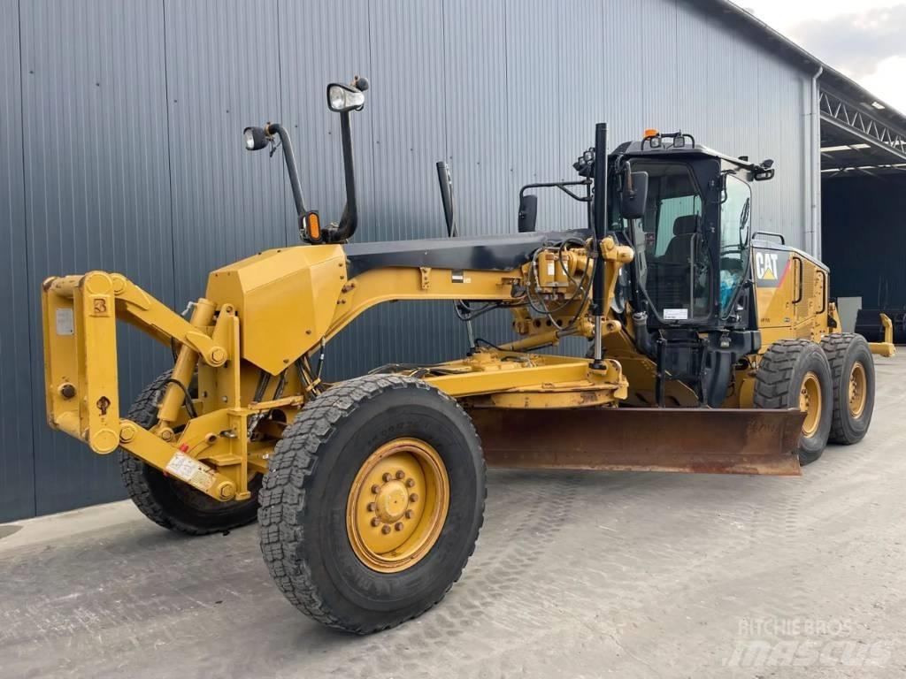 CAT 140M Grejdry