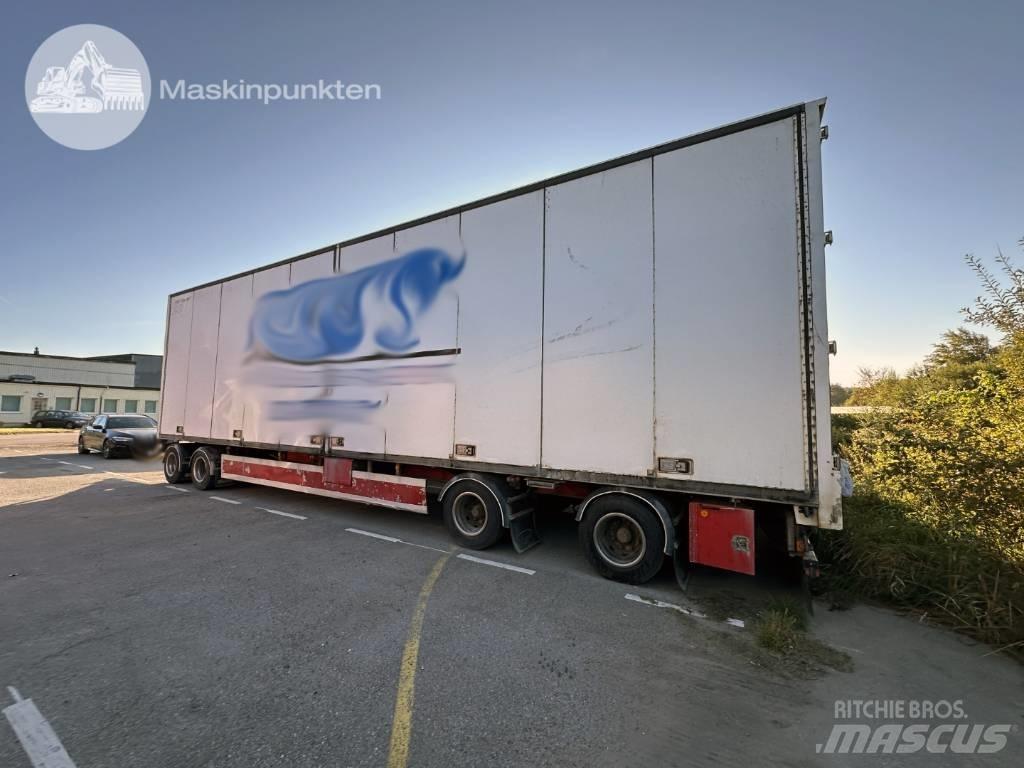 Ekeri L4 Skříňové přívěsy