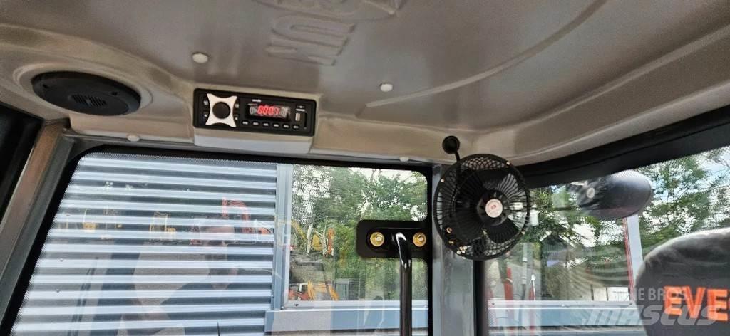 Everun ER 16 Kolové nakladače