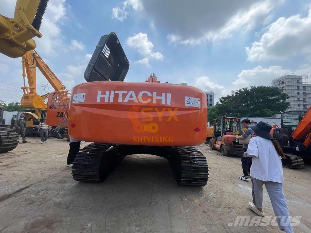 Hitachi ZX 240 Pásová rýpadla