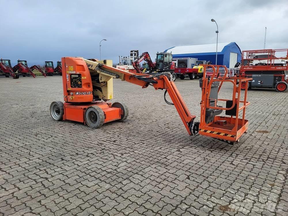 JLG E 300 AJP Kloubové plošiny