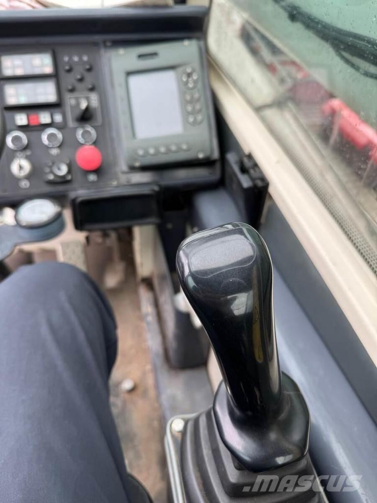 Terex AC40 Univerzální terénní jeřáby