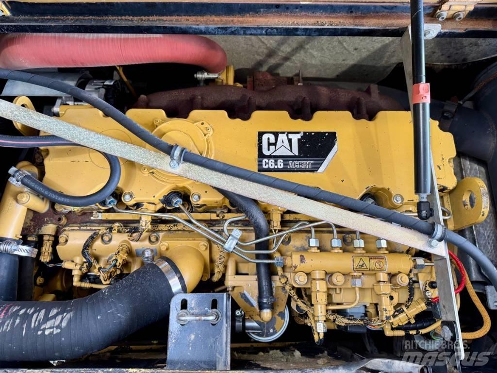 CAT M 318 D Kolová rýpadla