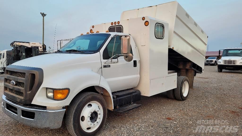 Ford F 650 SD Vozy na dřevní štěpku