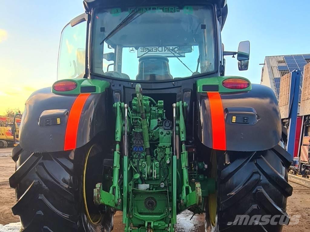 John Deere 6195 R Traktory