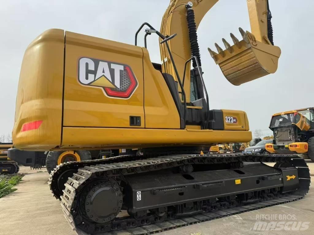 CAT 323GC Pásová rýpadla