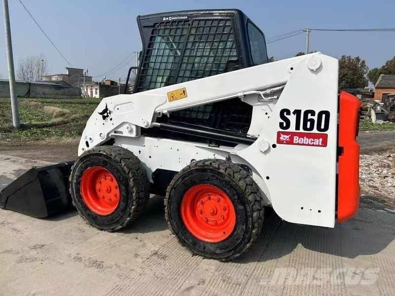 Bobcat S 160 Smykem řízené nakladače
