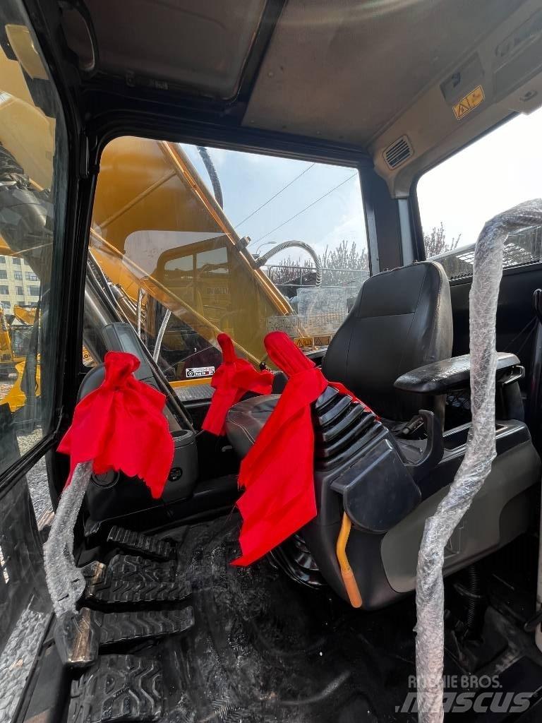 CAT 320 D Pásová rýpadla