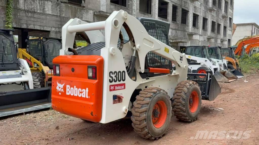 Bobcat S300 Smykem řízené nakladače