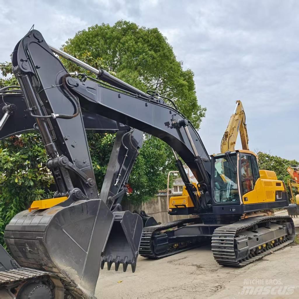 Volvo EC 380 Pásová rýpadla