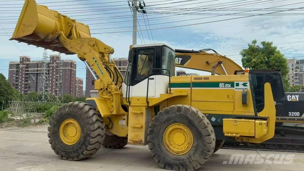 Kawasaki 85 Z Kolové nakladače