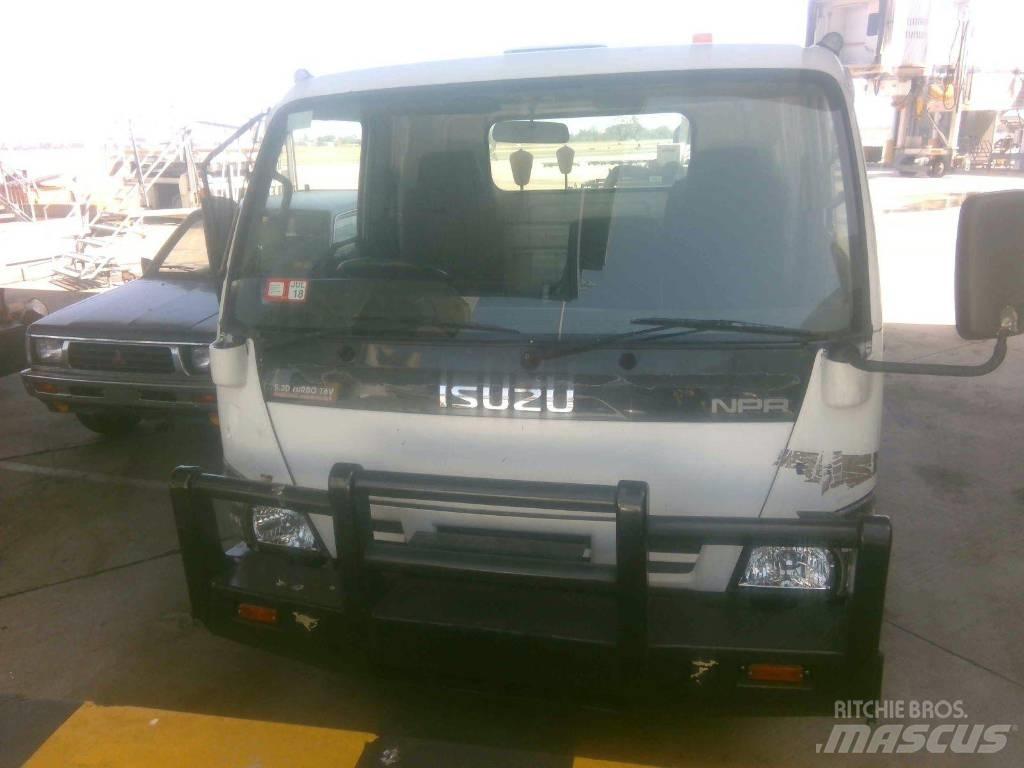 Isuzu NPR Cisternové vozy