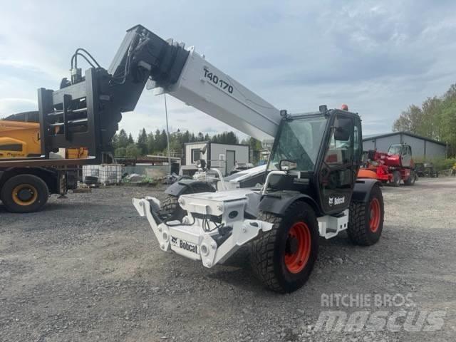 Bobcat T 40170 Teleskopické manipulátory