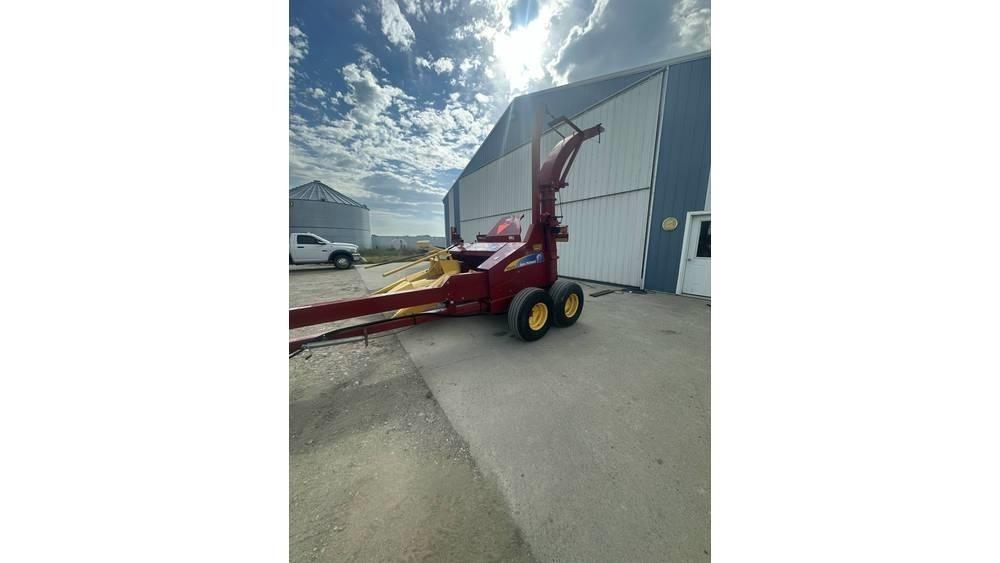 New Holland FP230 Sklízecí řezačka