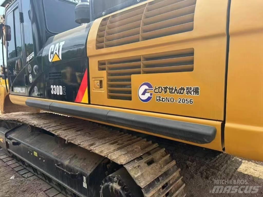 CAT CAT330D2 Pásová rýpadla