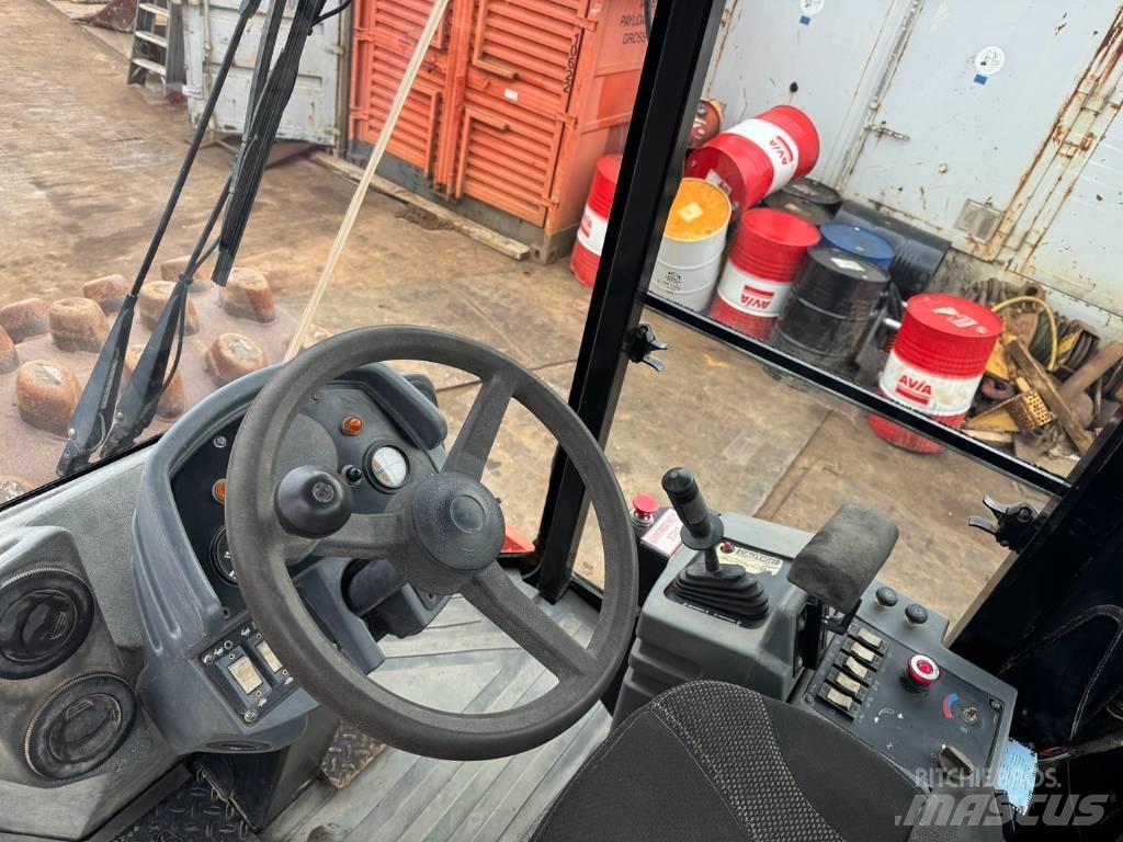 CAT CP 533 E Tahačové válce