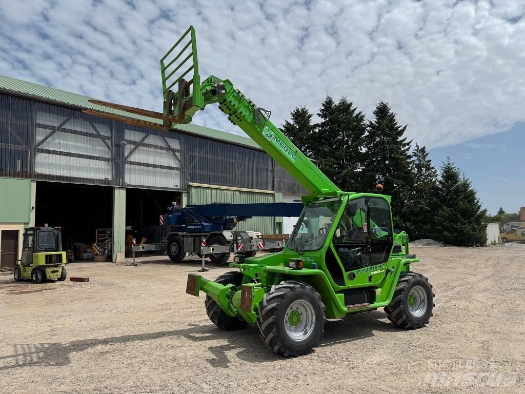 Merlo P 38.13 Plus Teleskopické manipulátory