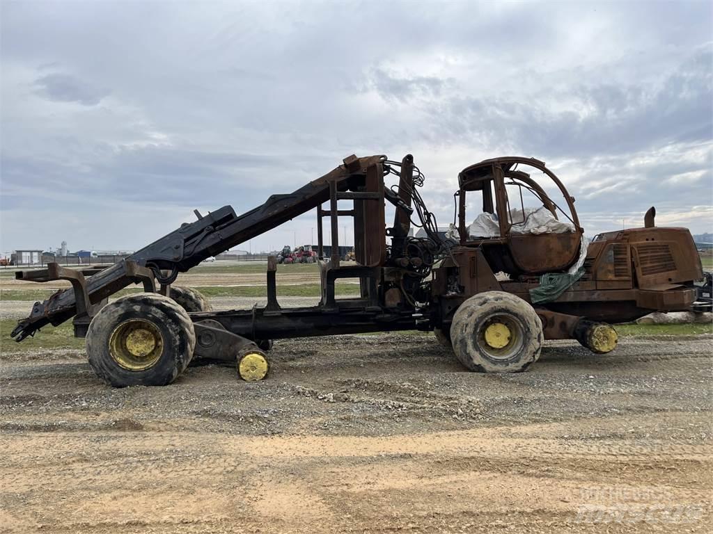 John Deere 1210E Vyvážecí traktory