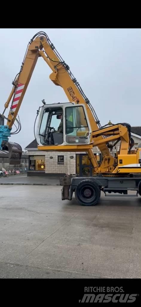 Liebherr A 904 C Stroje pro manipulaci s odpadem