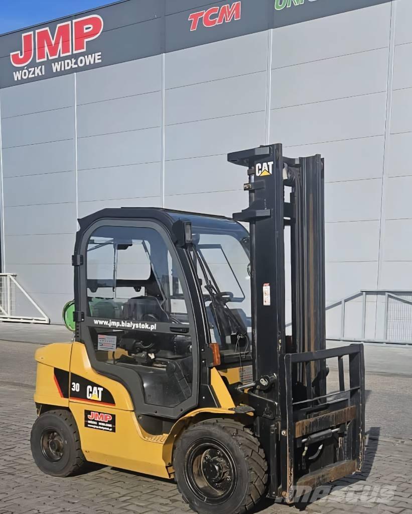 CAT GP 30 N LPG vozíky