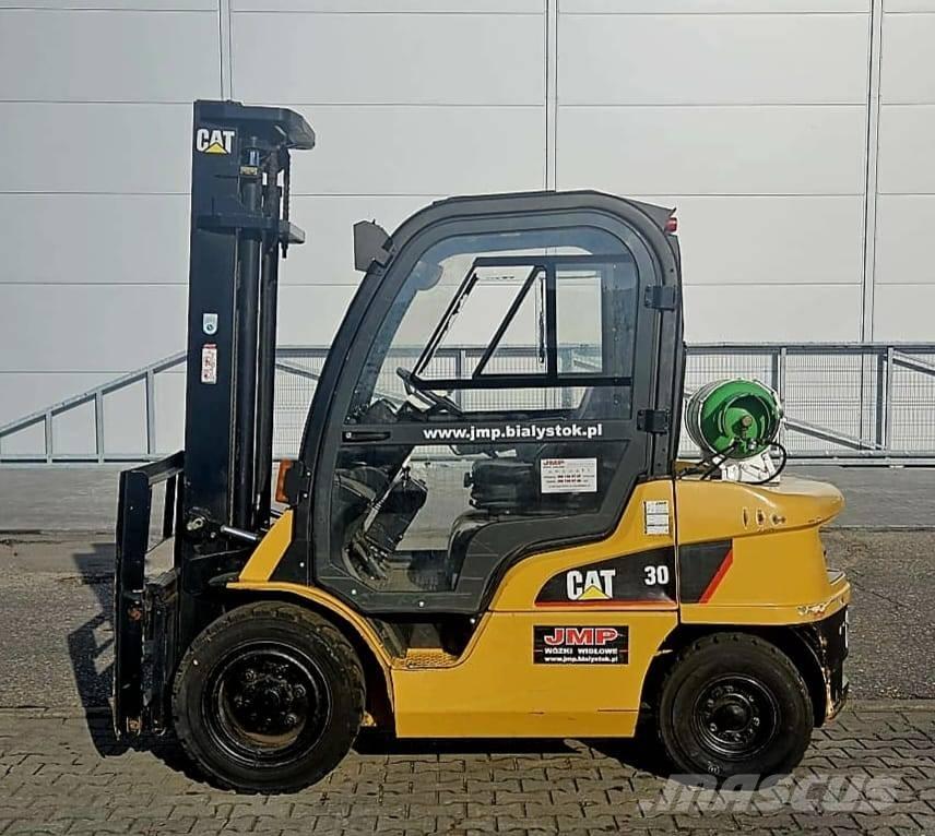 CAT GP 30 N LPG vozíky