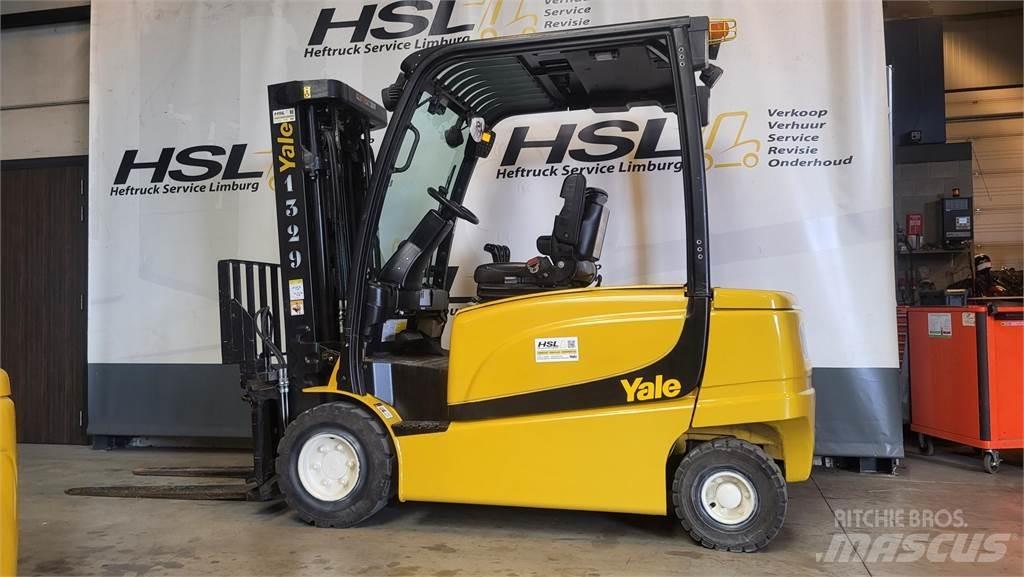 Yale ERP35VL E2145 Akumulátorové vozíky