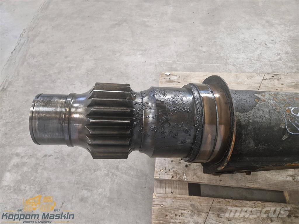 Komatsu 130F Lesní jeřáby