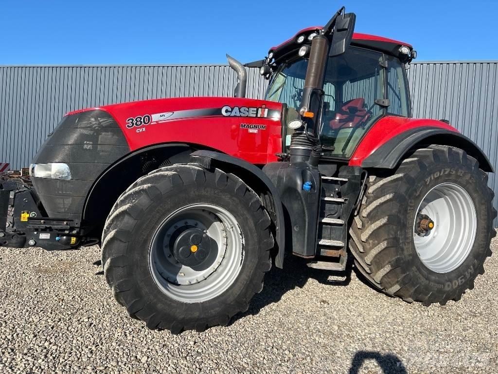 Case IH Magnum 380 Traktory
