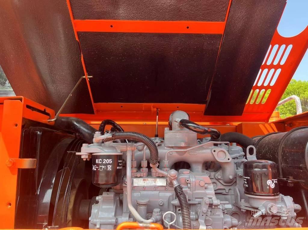 Hitachi ZX70 Pásová rýpadla
