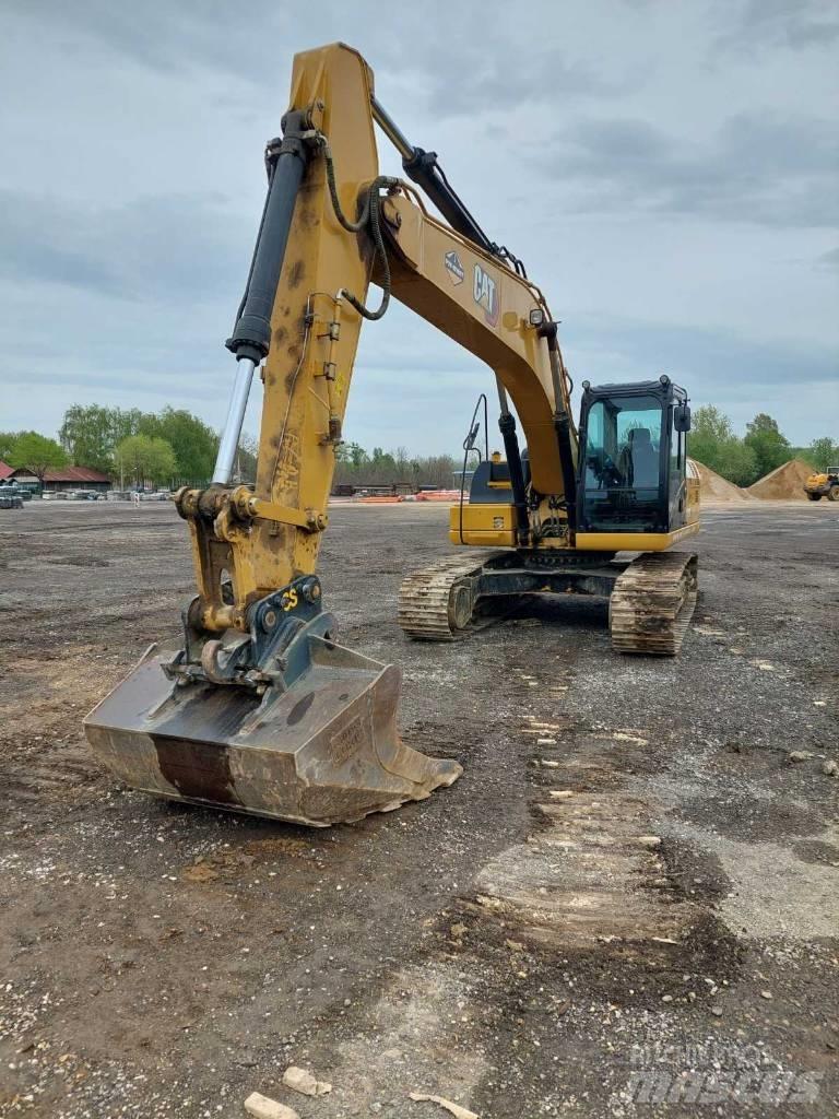 CAT 323D3 Pásová rýpadla