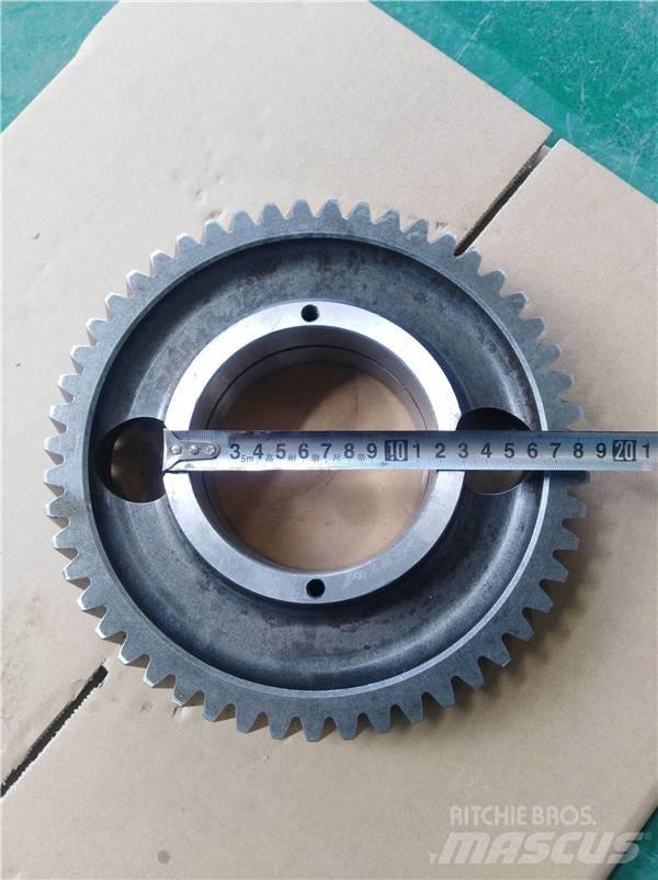 Komatsu D85 gear Převodovka