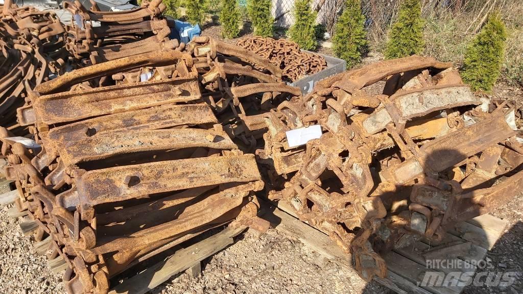  Gąsienice 710/26,5 Pásy, řetězy a podvozek