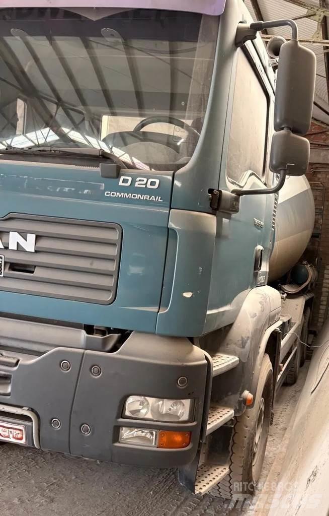 MAN 33 TGA 33.350 Domíchávače betonu