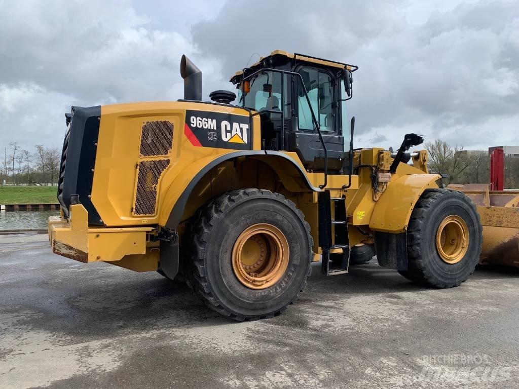 CAT 966 M XE Kolové nakladače