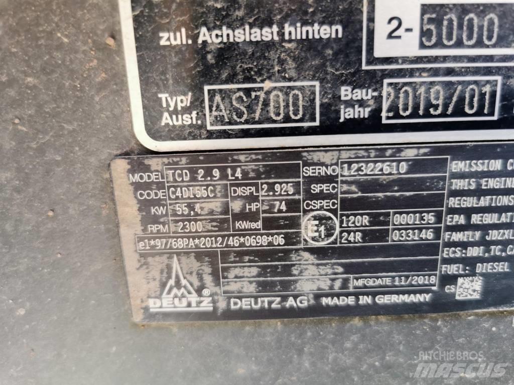 Mecalac AS 700 Kolové nakladače