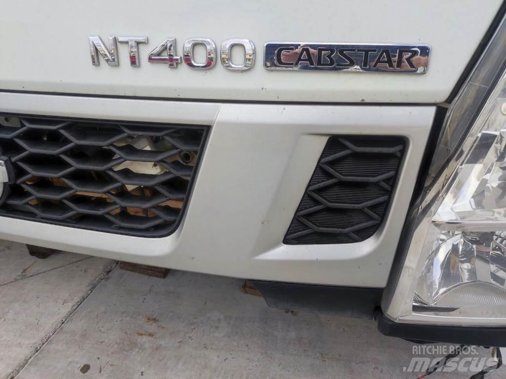 Nissan NT400 Kabiny a interiér