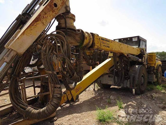 Atlas Copco E2C Povrchové vrtací stroje