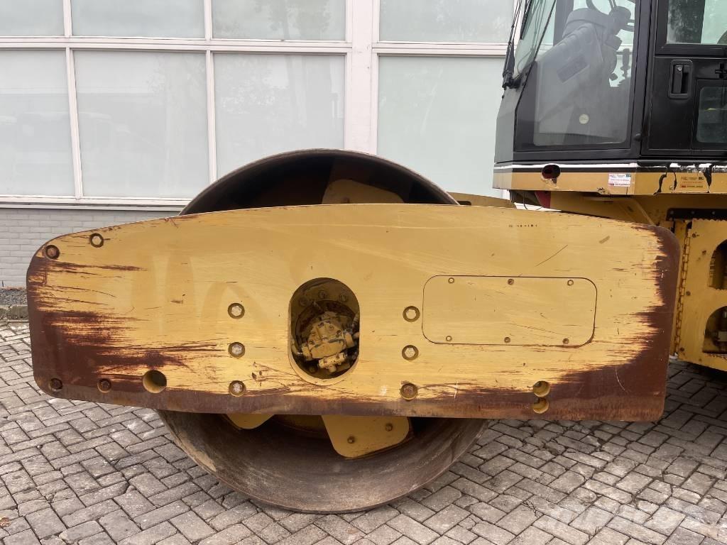 CAT CS 573 E       2004 Tahačové válce