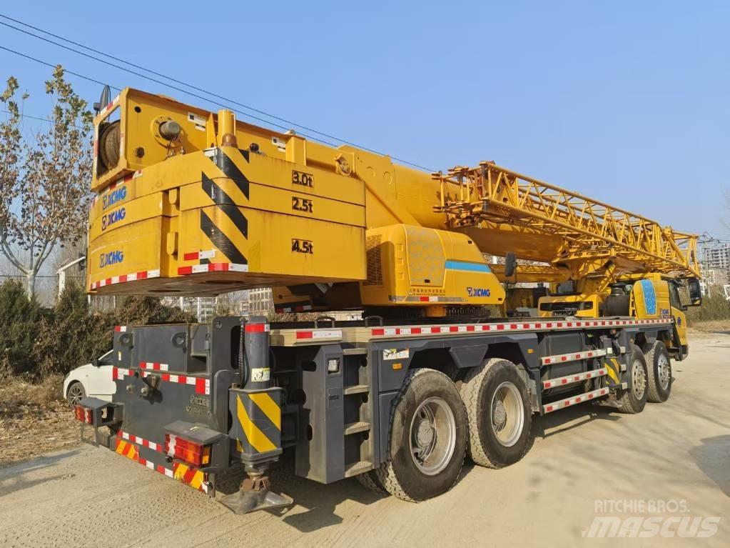 XCMG XCT55 Univerzální terénní jeřáby