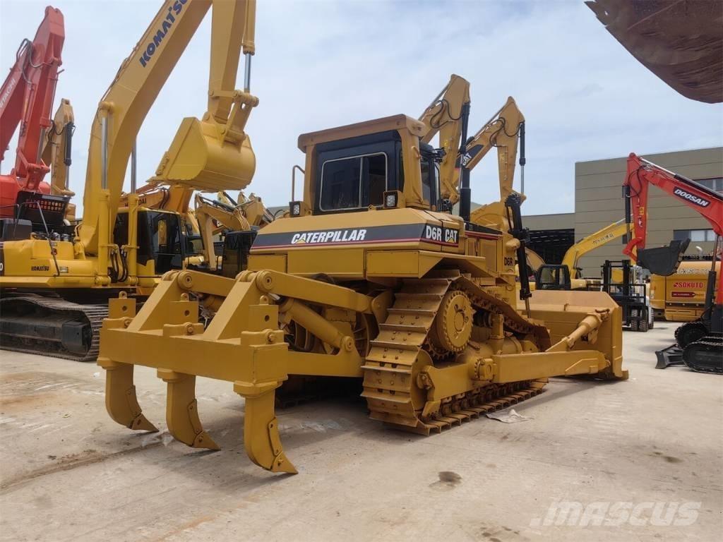 CAT D 6 R Pásové dozery
